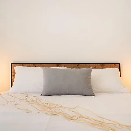 Villa Nausica, Steps From The Beach 别墅 *